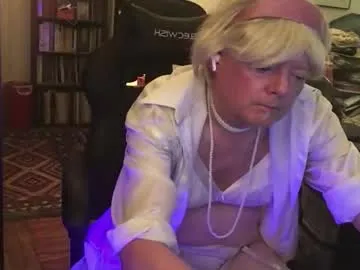 pantyvloletlace from Chaturbate