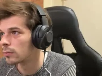 Bicurious craziness: Perfectfuckanal gets nude while stroking her clitoris on webcam perfectfuckanal from Chaturbate