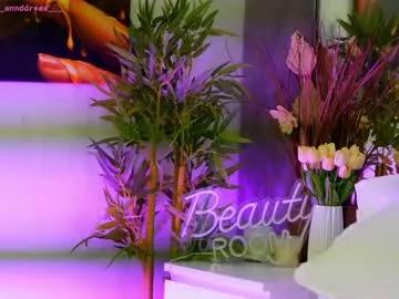 perfectt33n from Chaturbate