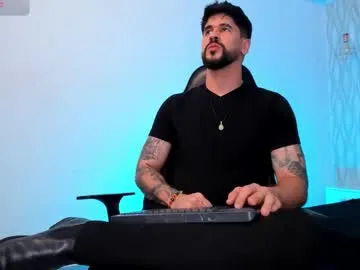 petesevans_1 from Chaturbate