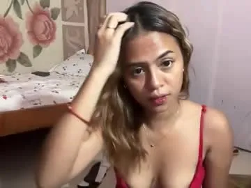 puki_hot from Chaturbate