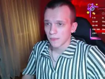 ravi_is_so_good from Chaturbate