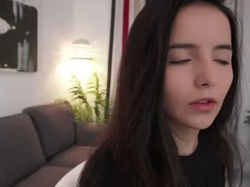 raychell_black from Chaturbate