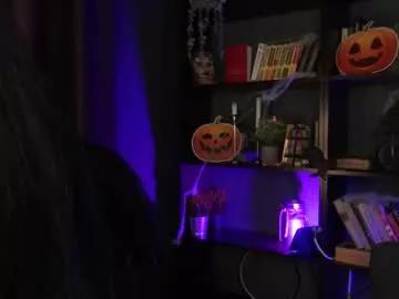 Checkout Sauruspal, she wants to masturbate for you sauruspal from Chaturbate