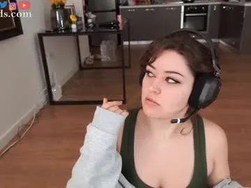 serareads from Chaturbate