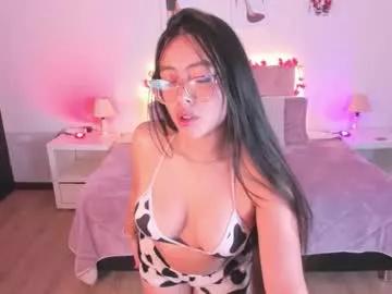 Admire Chaturbate's Sky_blue__ sky_blue__ from Chaturbate