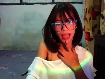 sluttypatotie from Chaturbate