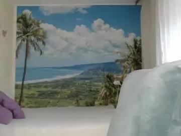 Join Soaring_love, she wants to masturbate for you soaring_love from Chaturbate