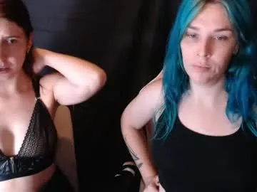 solar_and_pheebee from Chaturbate