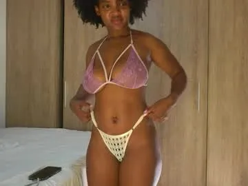 sow_fitt from Chaturbate