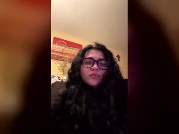 Bicurious craziness: Starrie_marrie gets undressed while stroking her muff on camera starrie_marrie from Chaturbate