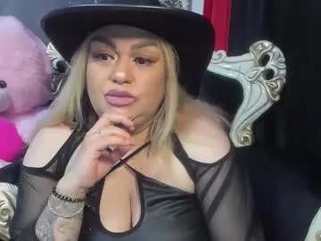 tabithachristal from Chaturbate