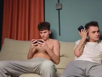 tai_fun from Chaturbate