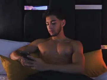 taylorsmiths_ from Chaturbate