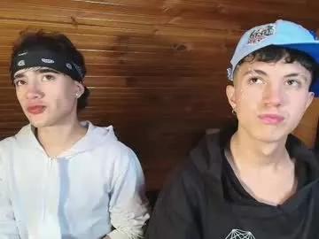 Gorgeous Thiago_n_sam wants you to fuck his body now thiago_n_sam from Chaturbate