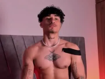 thomas_fit1 from Chaturbate