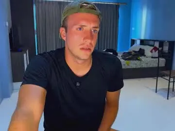 tommy_cumfinger on Chaturbate