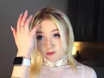 Admire slutty camwhore Twinklefluff twinklefluff from Chaturbate