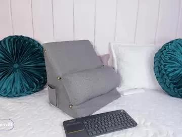 Admire Valentina69t, she wants to masturbate for you valentina69t from Chaturbate