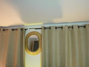 valeriebony from Chaturbate