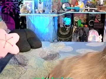 xaevynne from Chaturbate