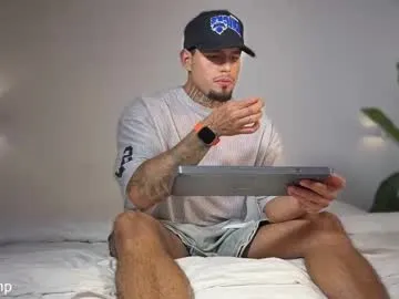 cam to cam with Chaturbate's Yamp_bigcock in his live event for fascinating sensations yamp_bigcock from Chaturbate