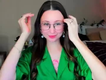 yourlovelystoryy from Chaturbate