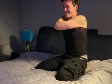 yournewfavourite from Chaturbate