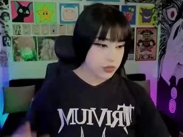 yuhwa from Chaturbate