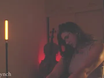 zarahlynch from Chaturbate