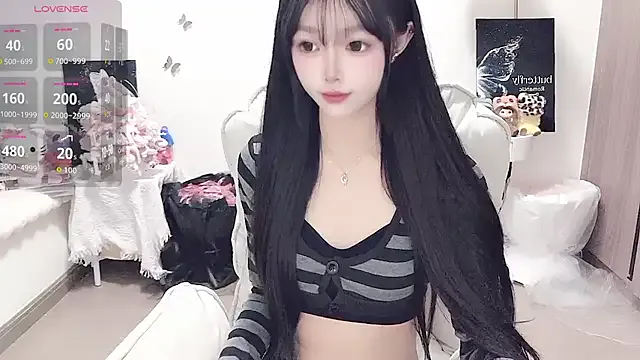 -EEBABY from StripChat