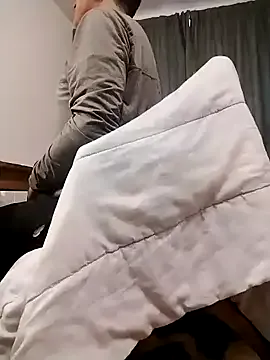 25mitch from StripChat