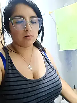 _Angelinaandrade_ from StripChat
