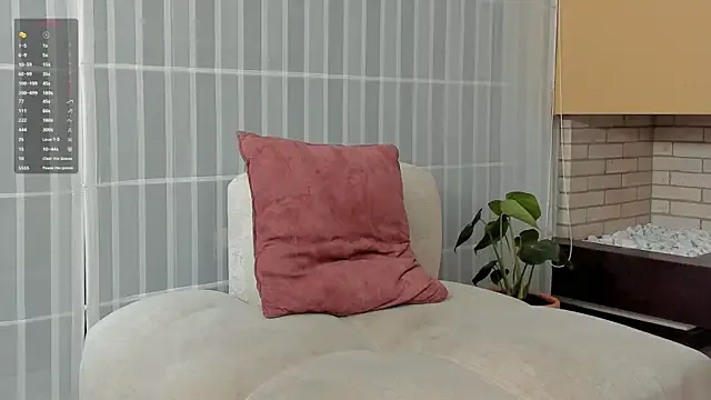 _BlowjobQueen from StripChat