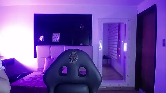 Mesmerizing _Charlotte_Collins_ gets naked and peak while being looked at _Charlotte_Collins_ from StripChat