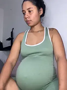 _Luana from StripChat