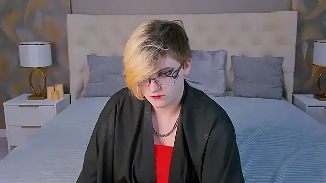 ABSI_GLITCH from StripChat