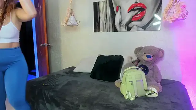 Foot kink with AFRODITAARGENNUS from StripChat. Sexy attire and wacky indulgence AFRODITAARGENNUS from StripChat