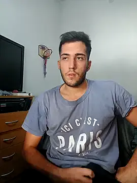 cam 2 cam with StripChat's Agustinn_r in his online stream for immersive sensations agustinn_r from StripChat