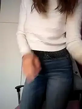 Akemi_rossi from StripChat