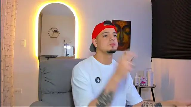 alejandro_calderon1 from StripChat