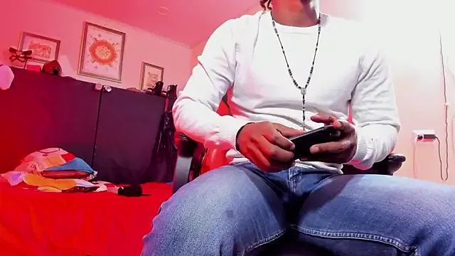 AlejoKhalifa_ from StripChat