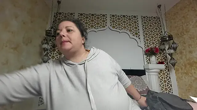 AleshaArabian from StripChat