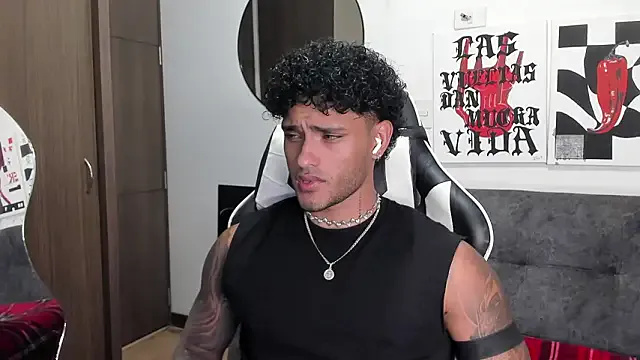 Alessandro_Vanni from StripChat