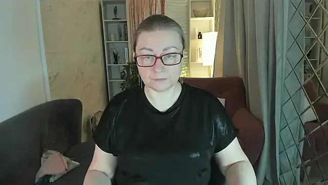 AlexandraKind from StripChat