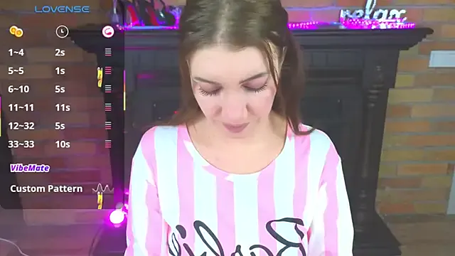 AlexaStoun from StripChat