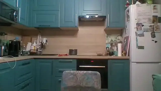 ALICAINWONDERLAND from StripChat