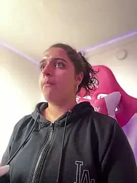 Alice777_ from StripChat