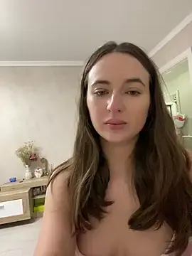 AlisaQSky from StripChat
