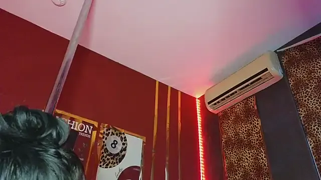 alissa4blonde from StripChat